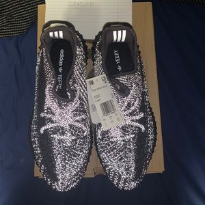 Yeezy 350 black reflective size 11